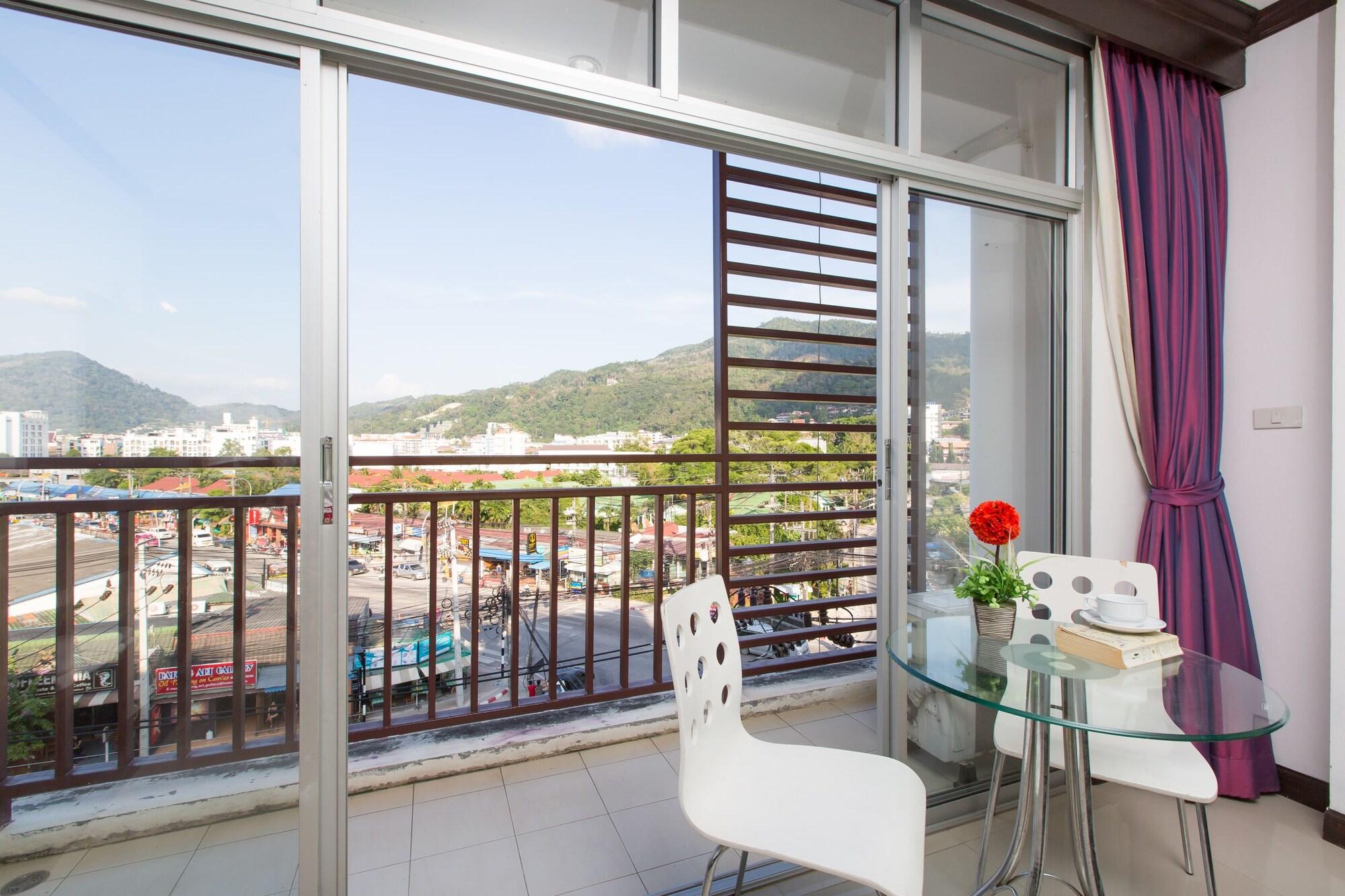 Patong Buri Hotel Exterior photo