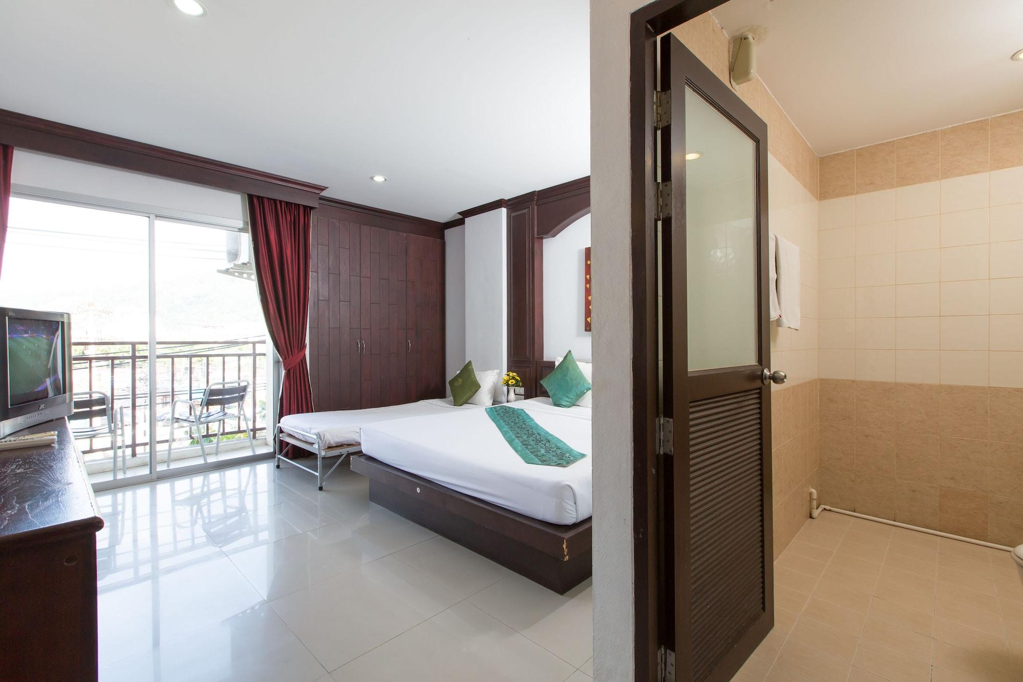 Patong Buri Hotel Exterior photo